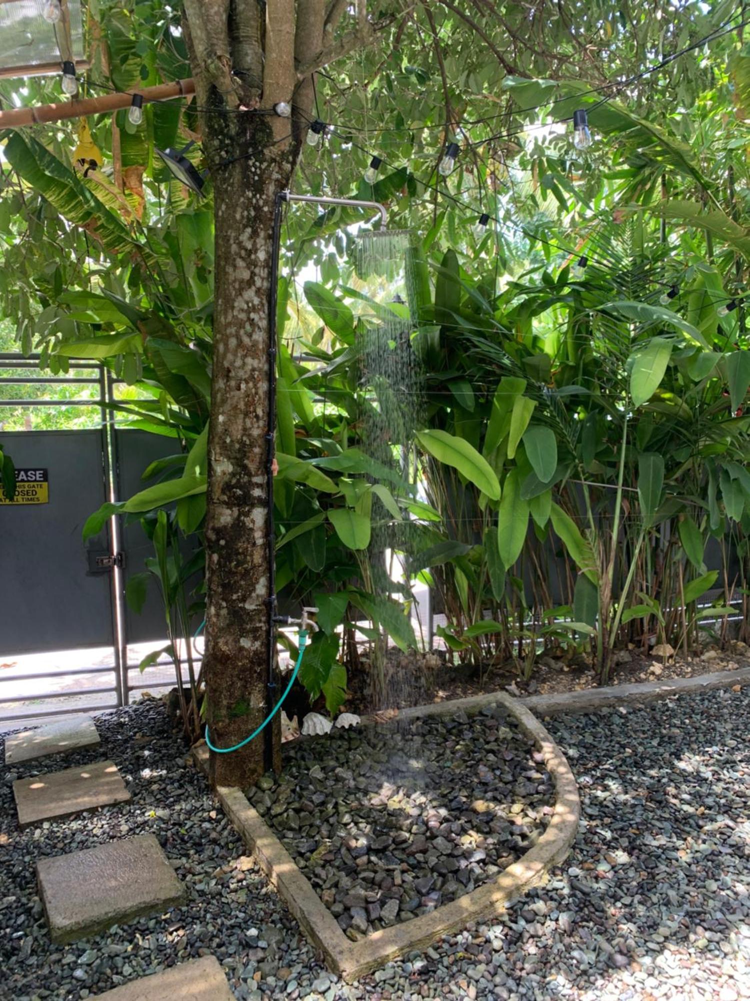 Wayans Siargao Homestay Хенерал Луна Екстериор снимка