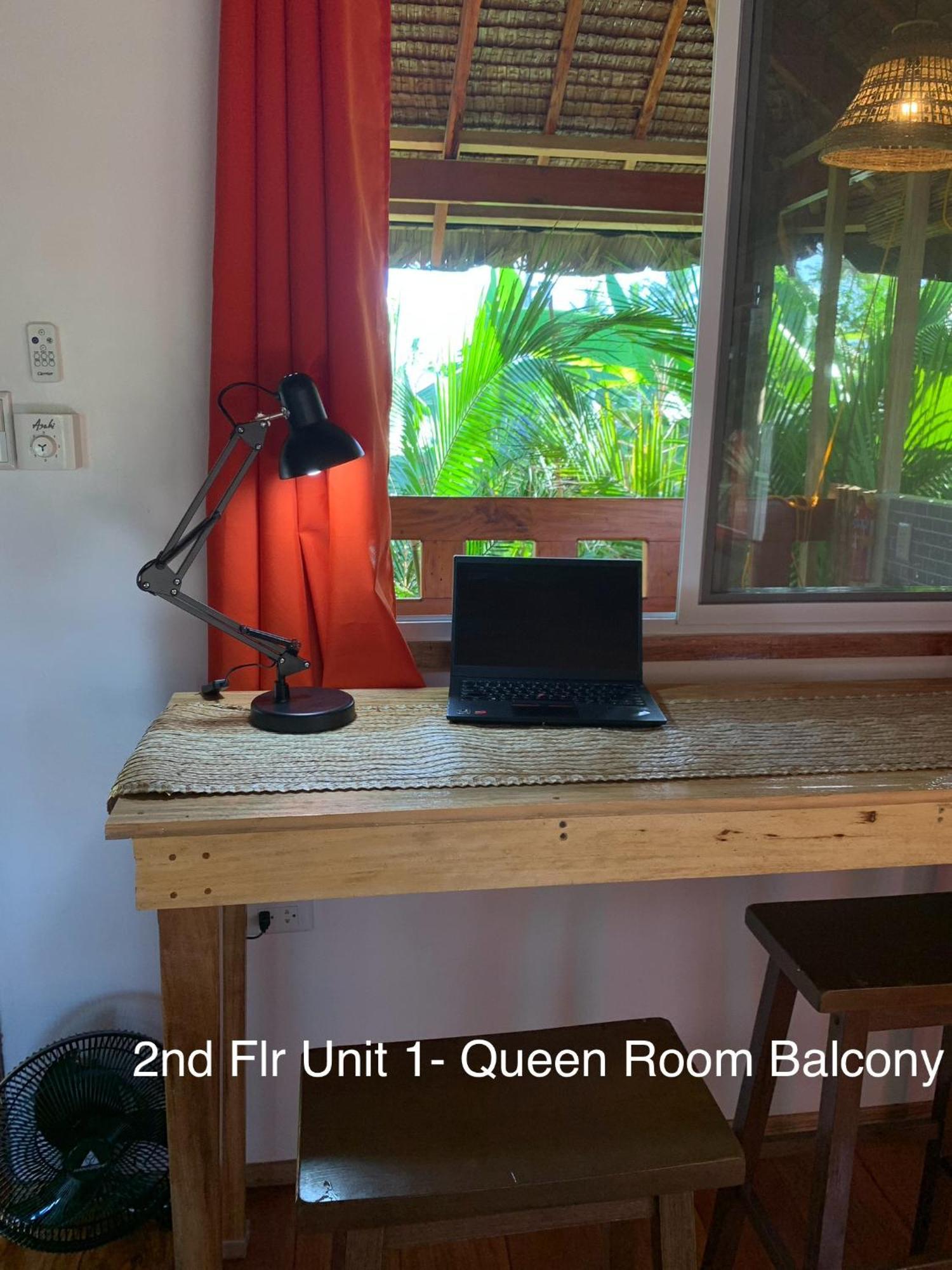 Wayans Siargao Homestay Хенерал Луна Екстериор снимка