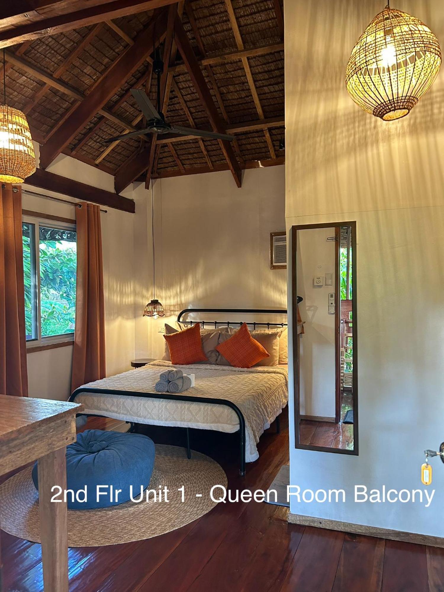 Wayans Siargao Homestay Хенерал Луна Екстериор снимка