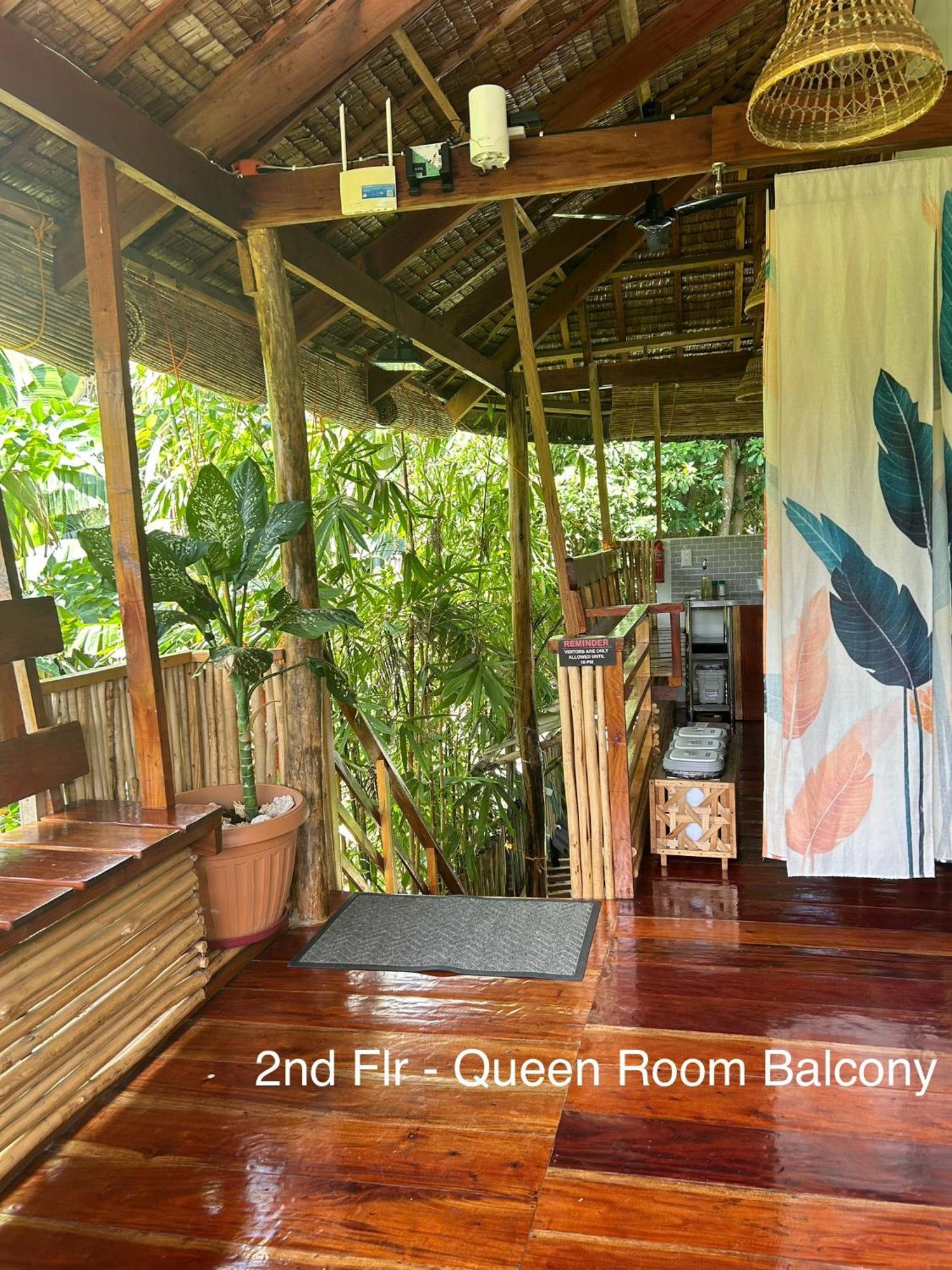 Wayans Siargao Homestay Хенерал Луна Екстериор снимка