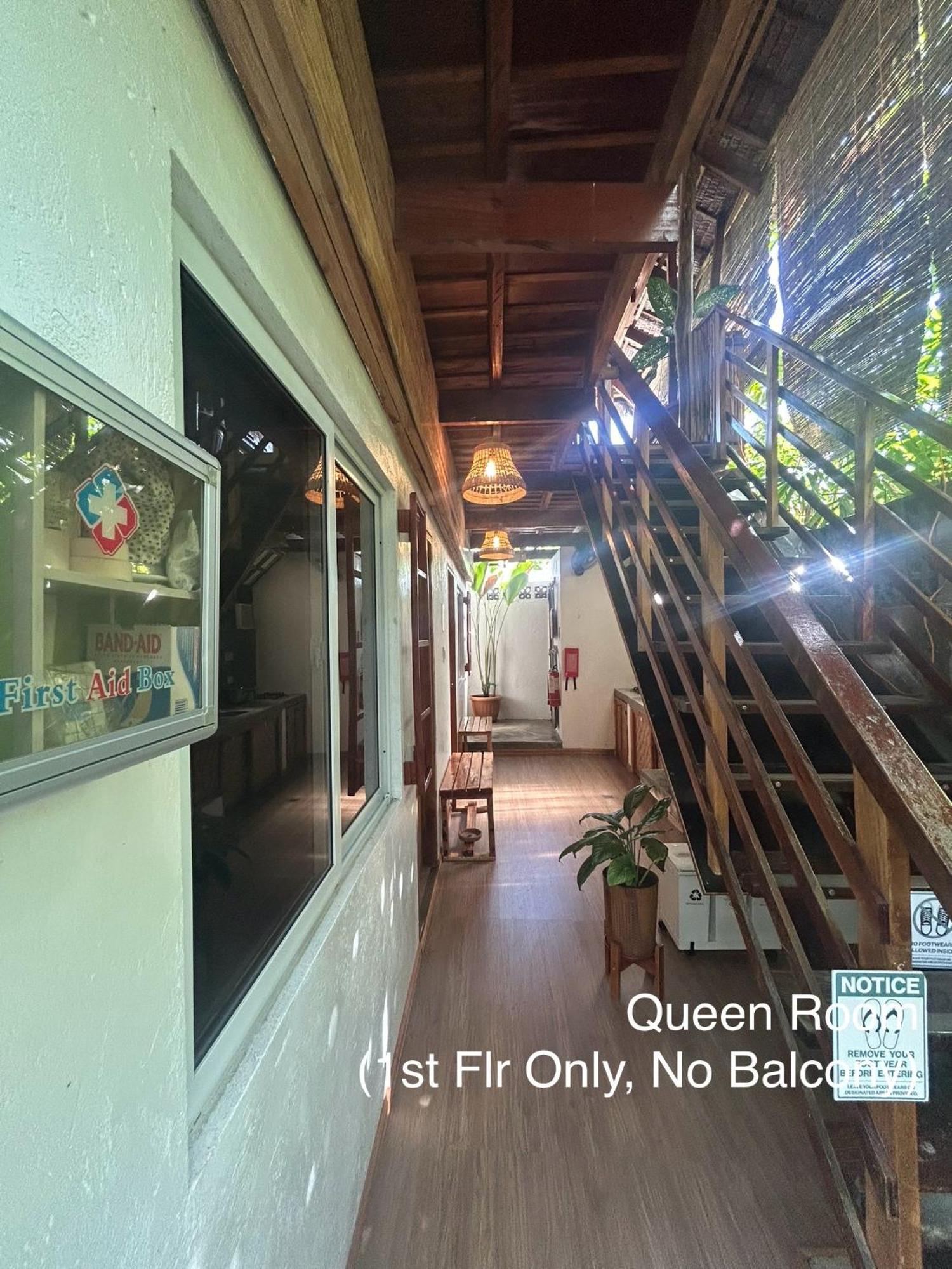 Wayans Siargao Homestay Хенерал Луна Екстериор снимка