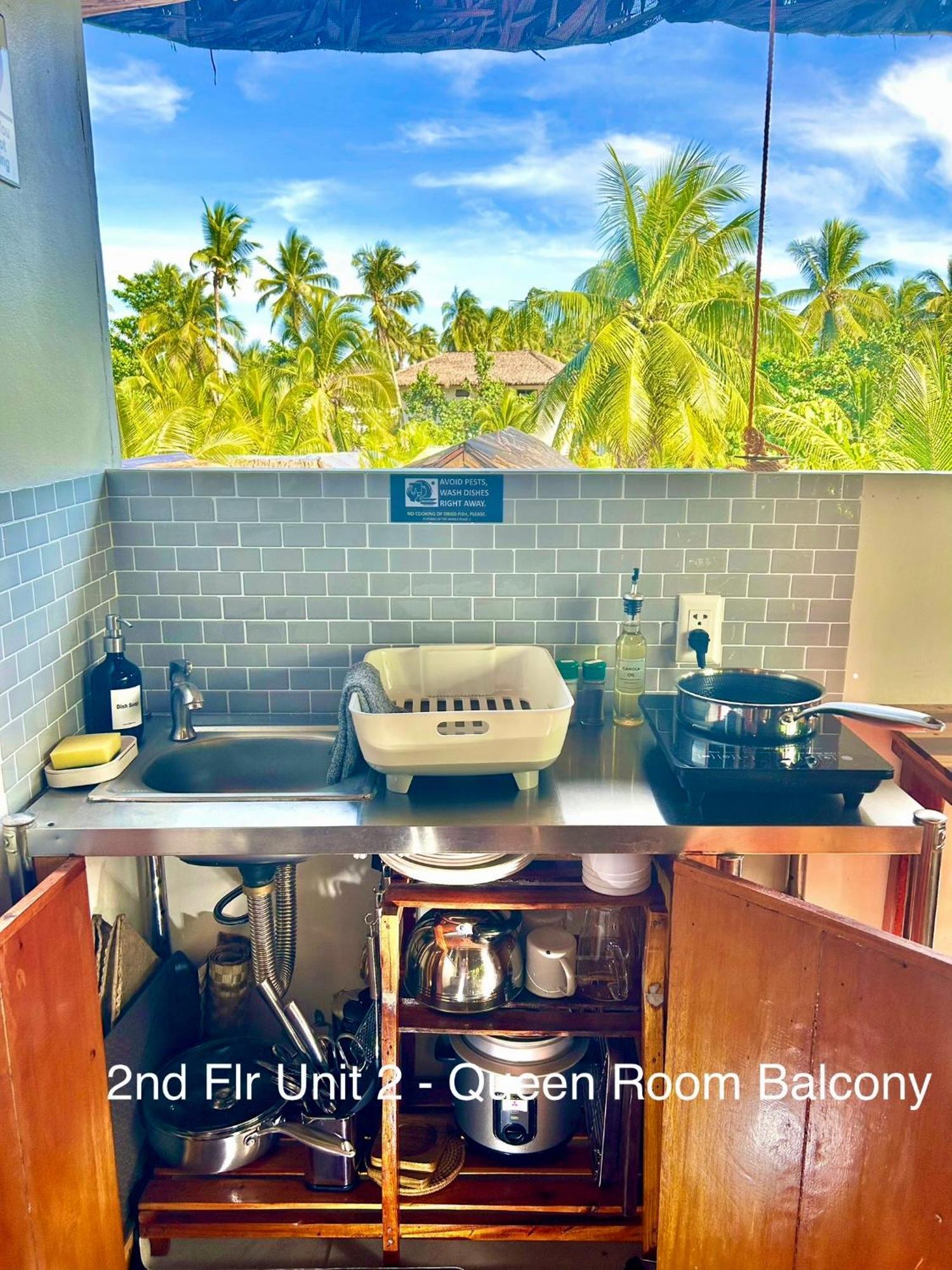 Wayans Siargao Homestay Хенерал Луна Екстериор снимка