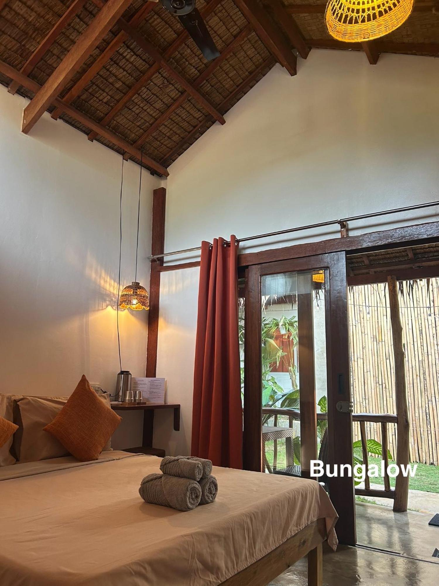 Wayans Siargao Homestay Хенерал Луна Екстериор снимка